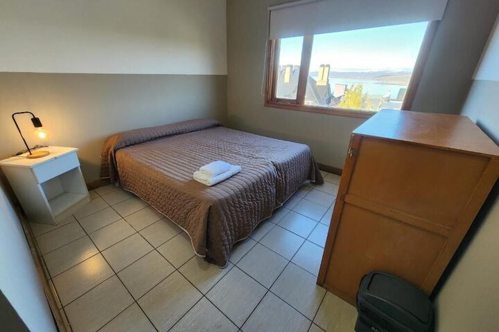 Room 6 of 25