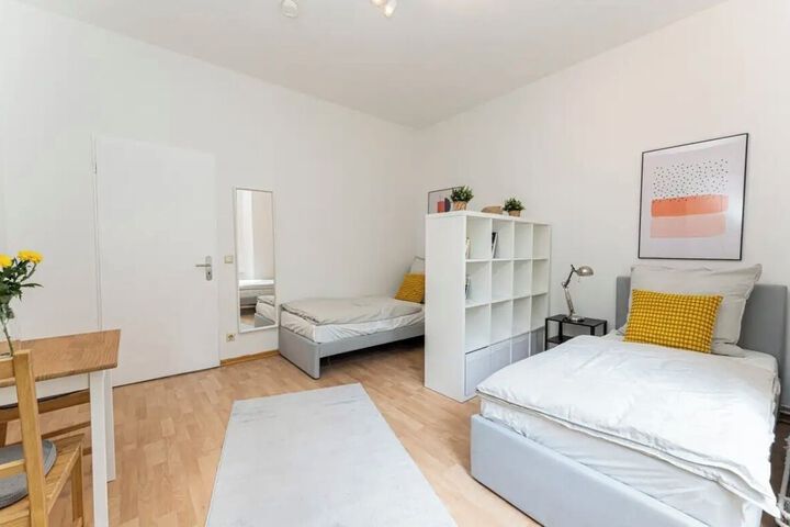Room 15 of 15