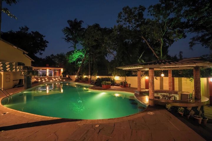 Pool 55 of 78