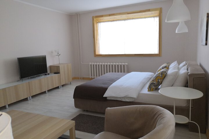 Room 9 of 31