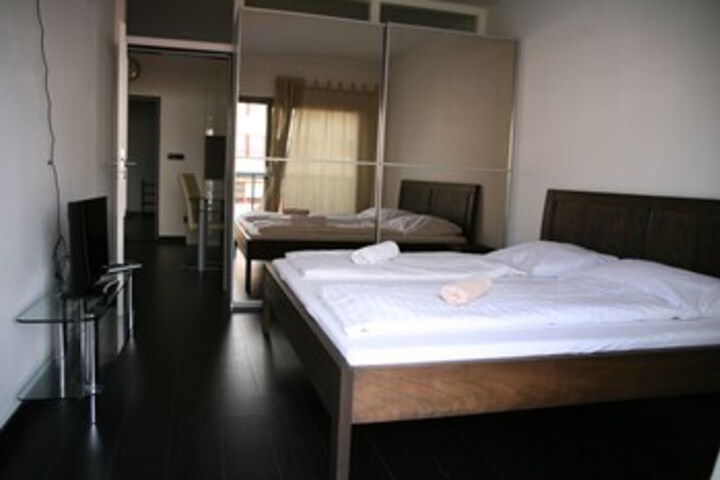 Room 188 of 275