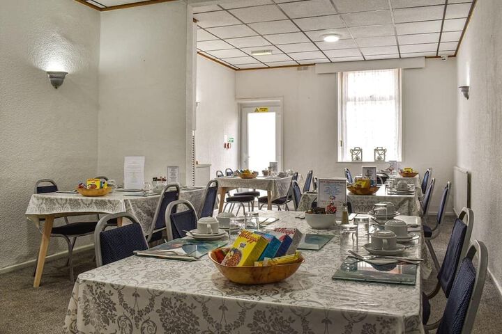 Dining 99 of 131