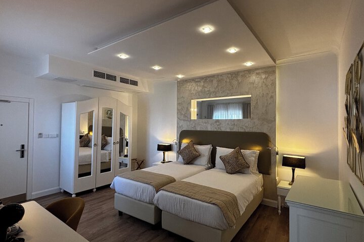 Room 8 of 58