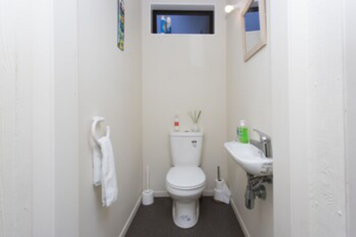 Room 3 of 17