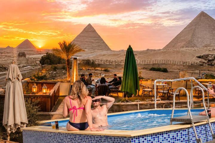 Pyramids Height Hotel & Pyramids Master Scene Rooftop