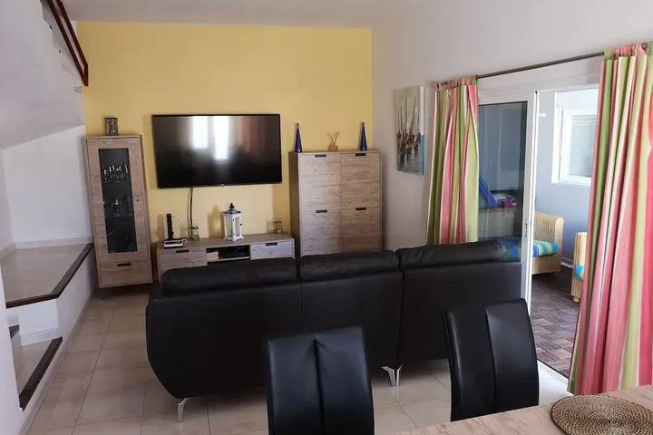 Room 4 of 20