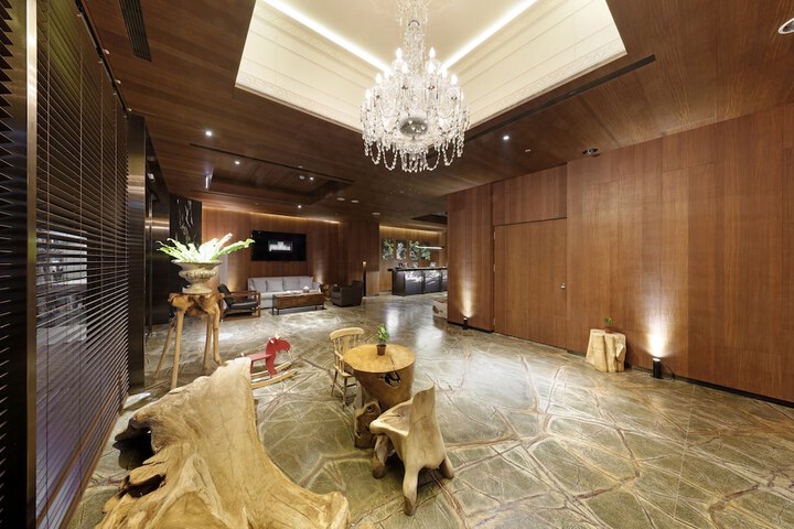 Lobby Photos