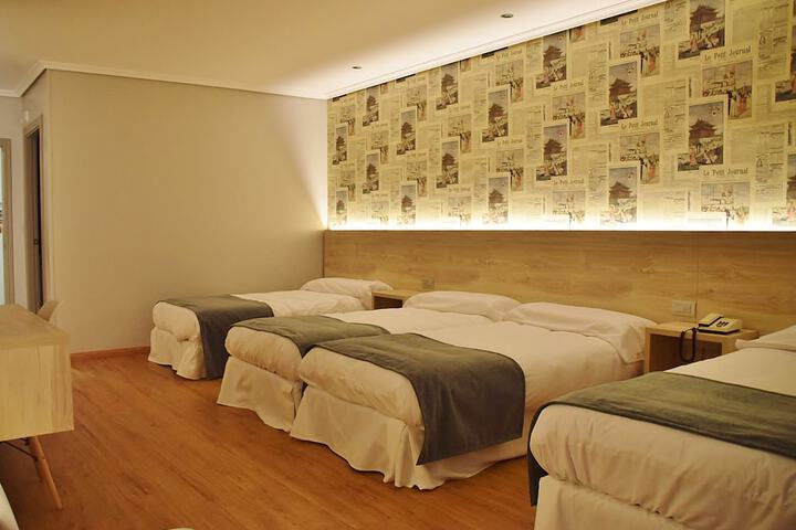 Room 8 of 31