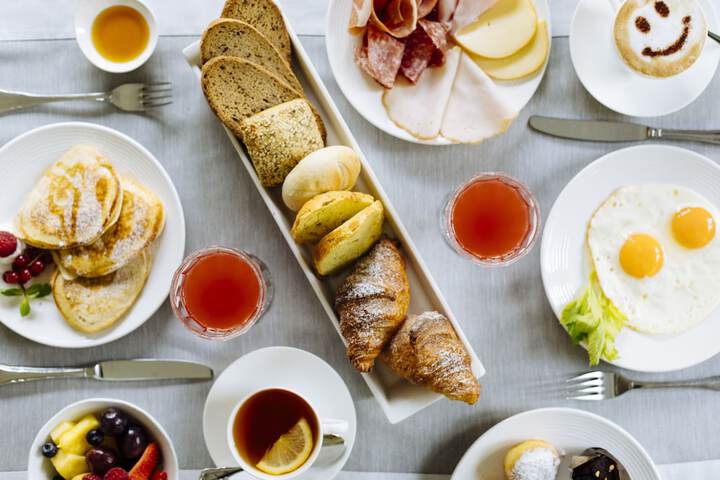 Breakfast/Coffee Service 76 of 97