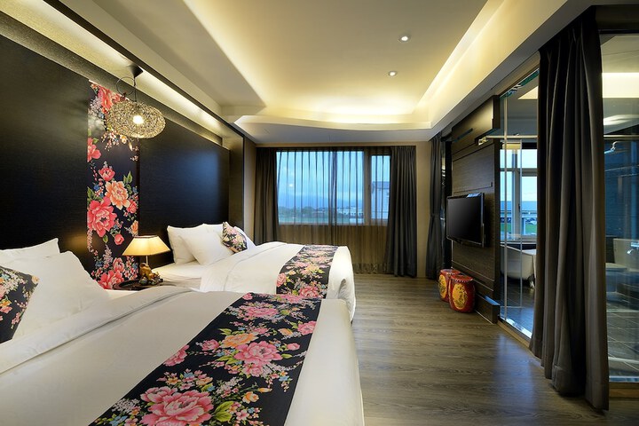 Room 12 of 54