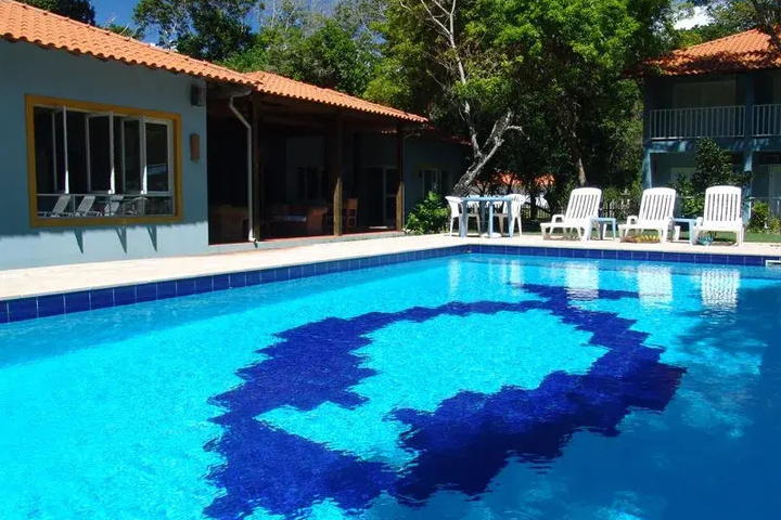 Pool 13 of 17