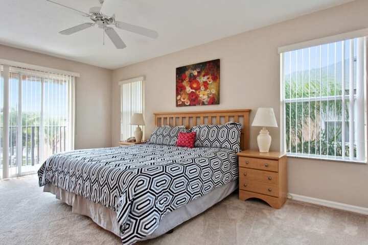 Room 4 of 35
