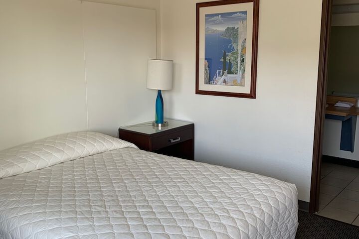 Economy Queenbed (7 of 16)