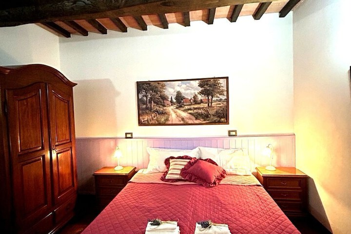 Room 9 of 74