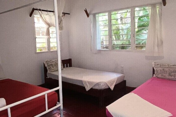 Room 18 of 34