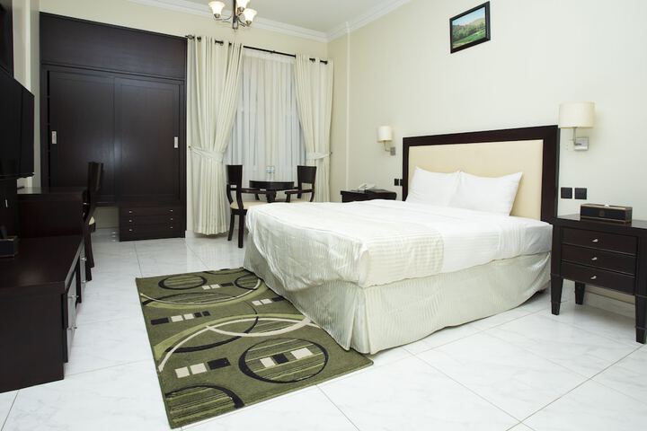 Room 8 of 36