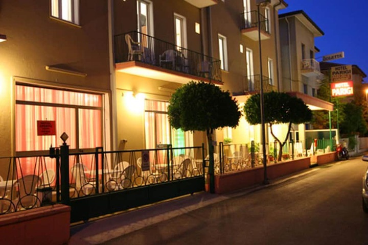 Hotel 47 of 48