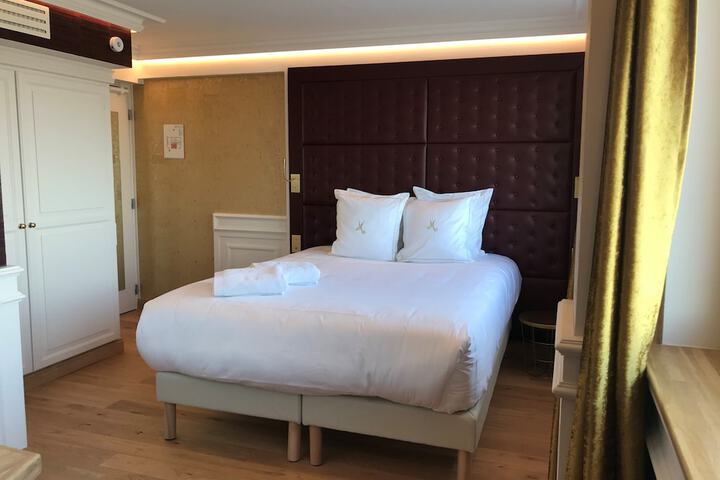 Room 22 of 71