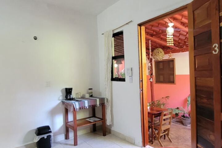 Room 4 of 28