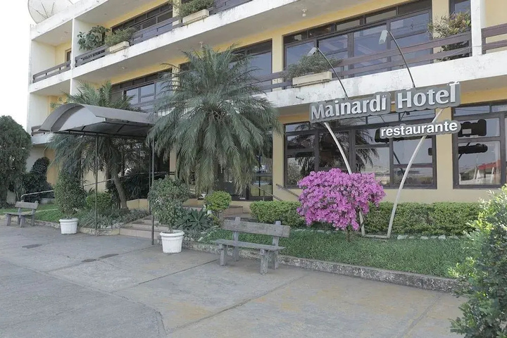 Exterior of Hotel Mainardi