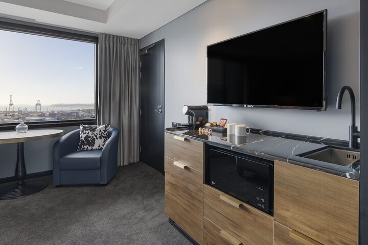 Room 15 of 27
