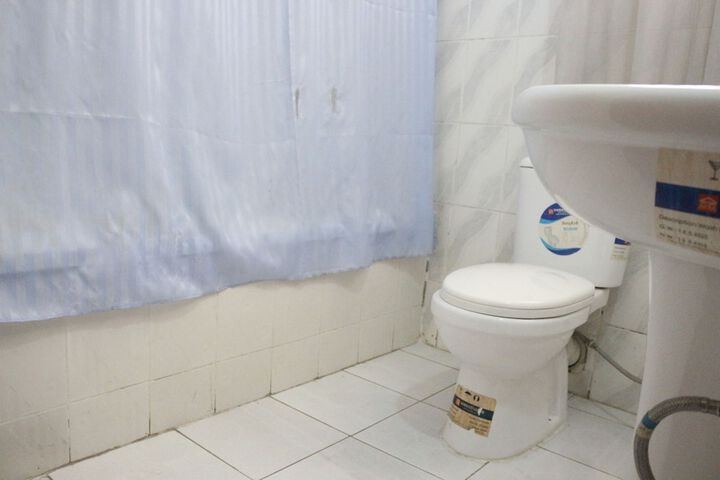 Room 17 of 22