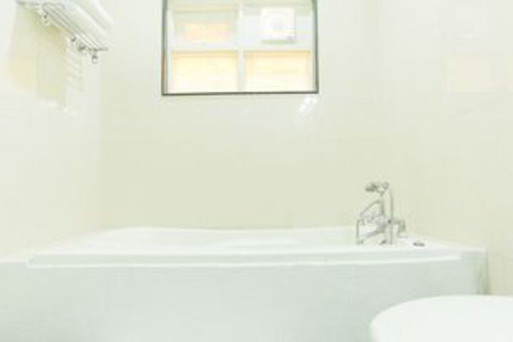 Room 4 of 58