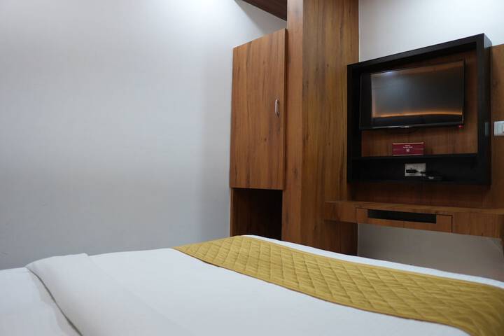 Room 51 of 68