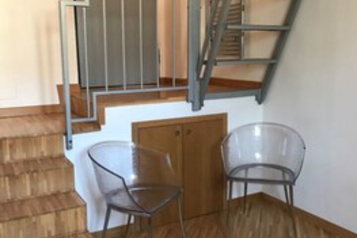Room 13 of 20
