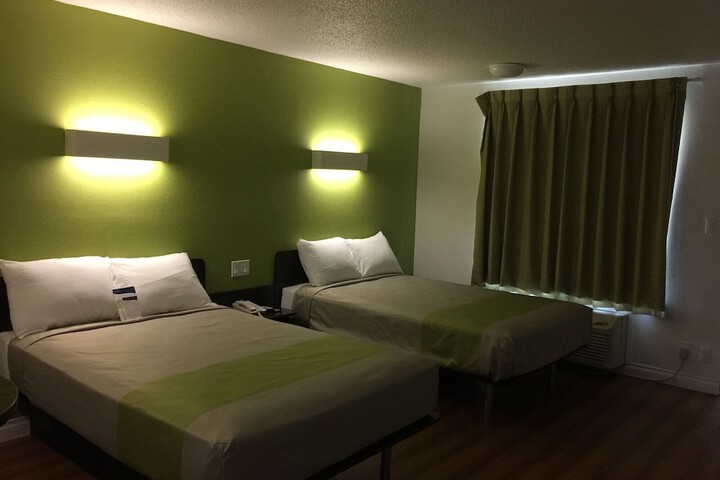 Room 19 of 50