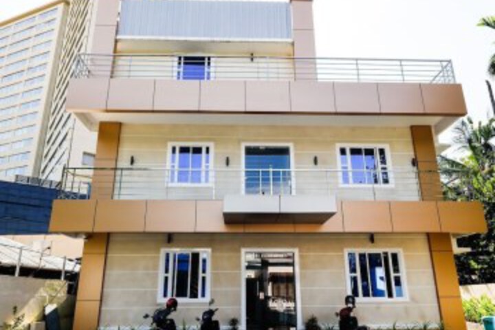 OYO 62647 Hotel Suites 9