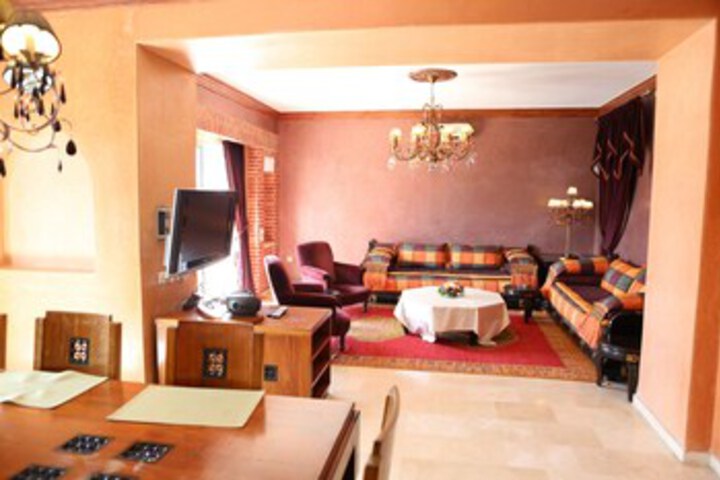 Room 13 of 23