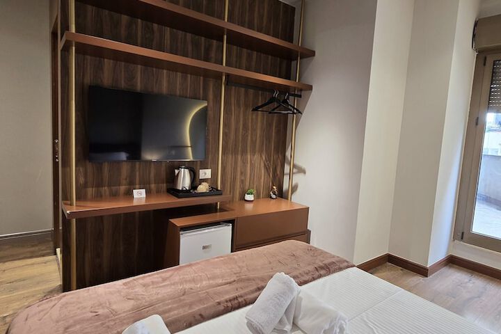 Room 5 of 51