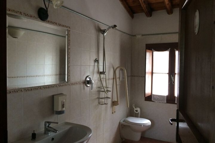 Room 10 of 56
