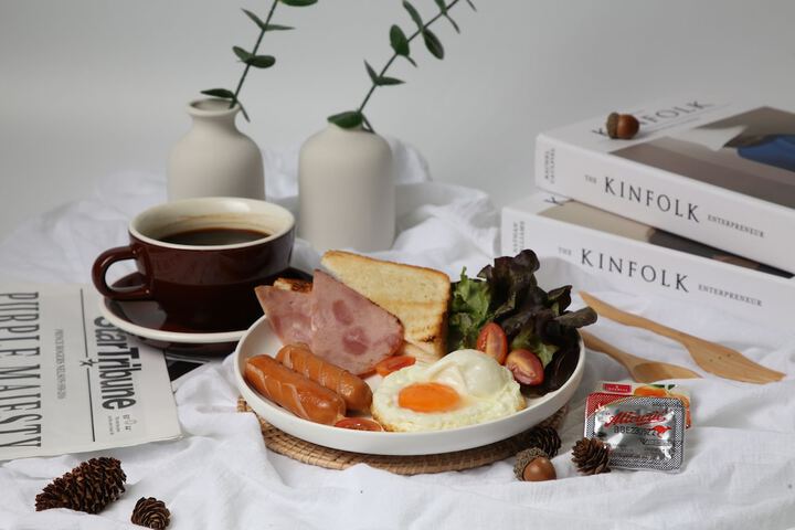 Breakfast/Coffee Service 99 of 108