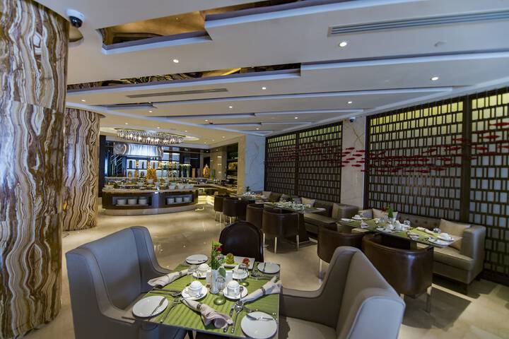 Dining 64 of 86