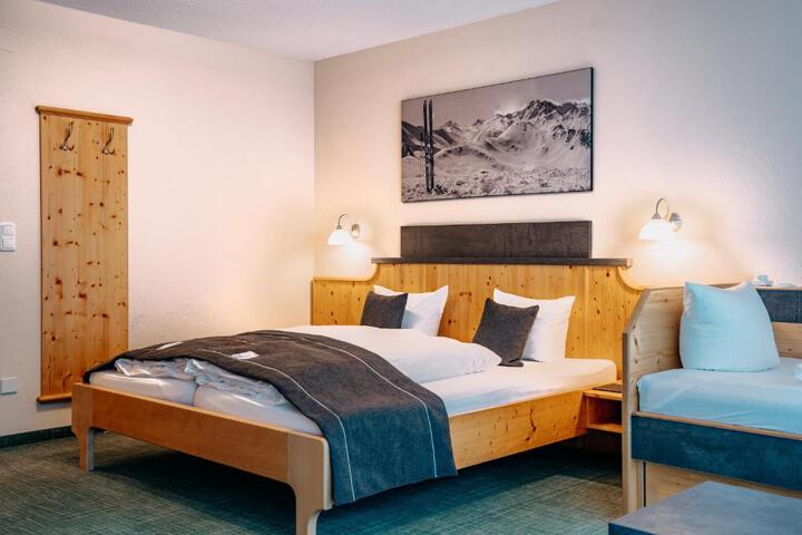 General 65 of 100
