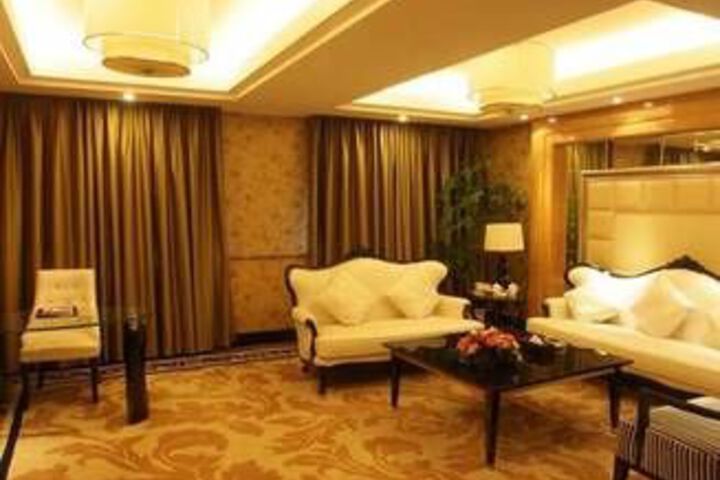 Room 48 of 73
