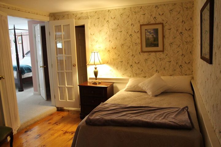 Room 7 of 40