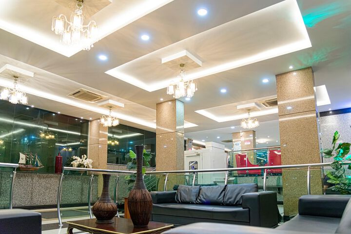 Hotel Interior 12 of 104