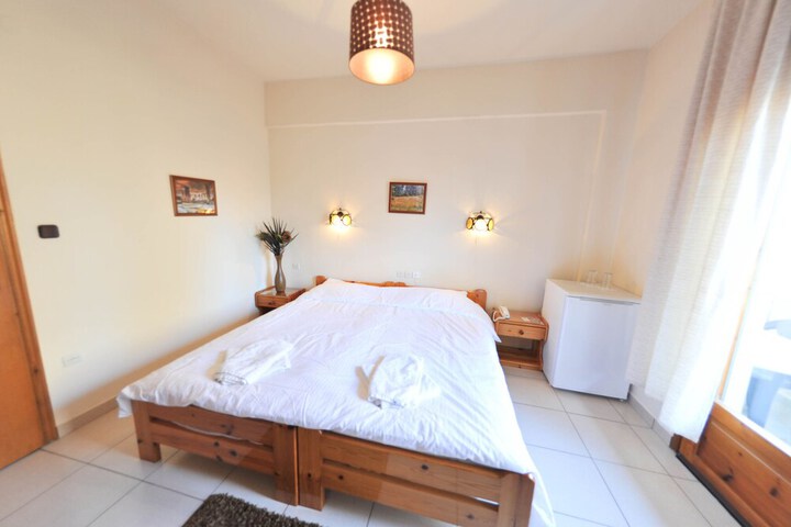 Room 5 of 26