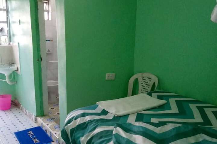 Room 3 of 17