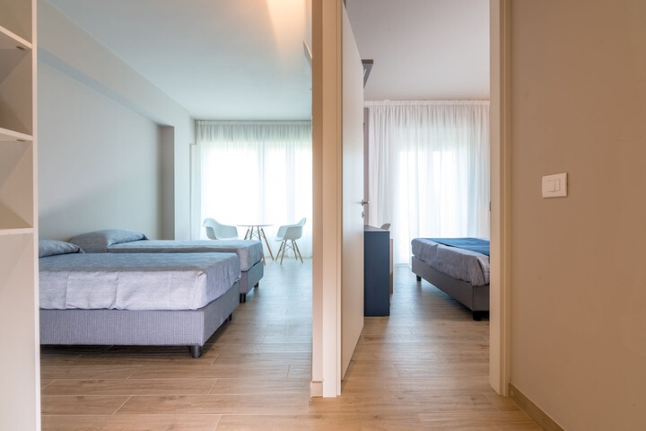 Room 10 of 69