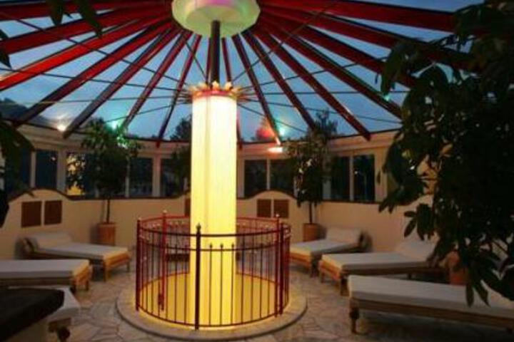 Hotel 3 of 4