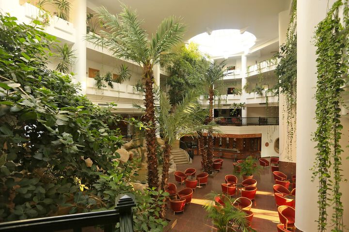 Hotel Interior 7 of 109