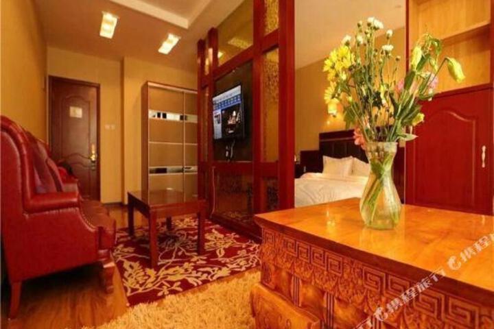 Norbu Serwo Hotel