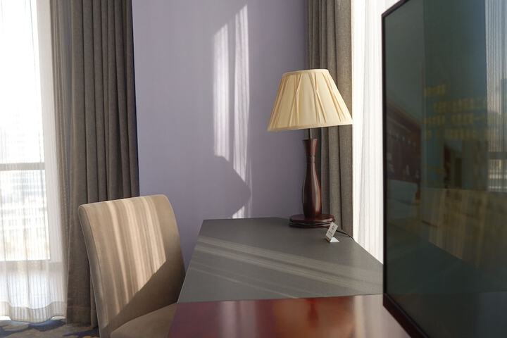 Room 9 of 72