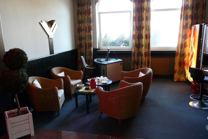 Hotel Interior 2 of 38