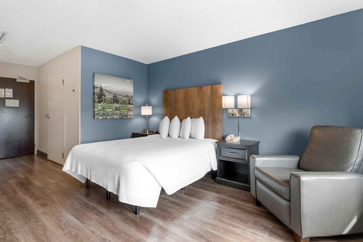 Room 32 of 88