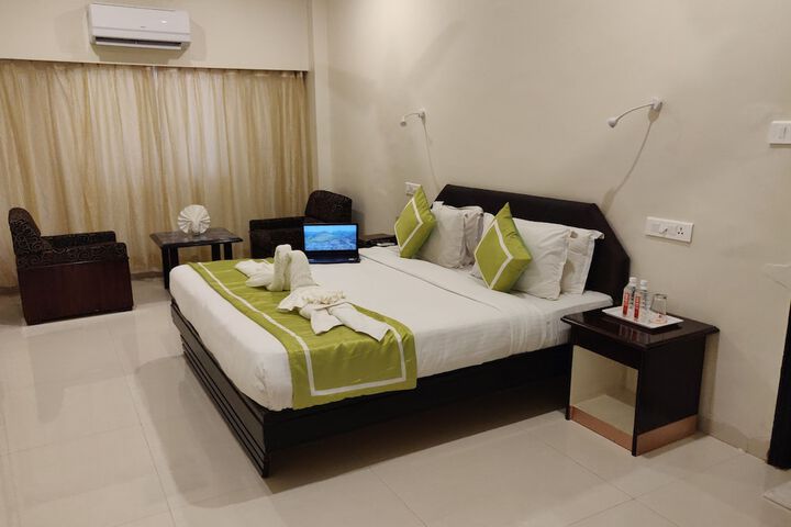 Room 36 of 103